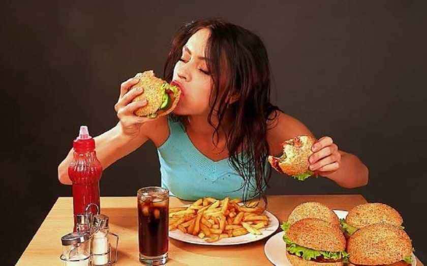 Como controlar a compulsão por comida