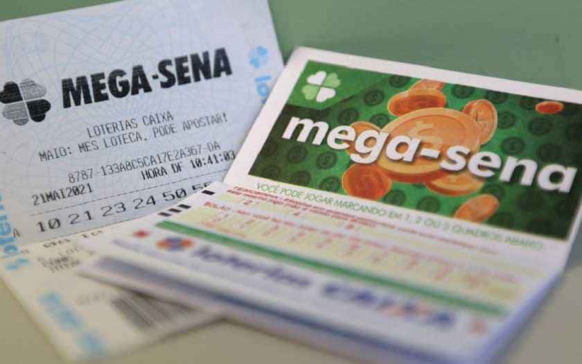 Quanto rende na poupança um prêmio da Mega-Sena