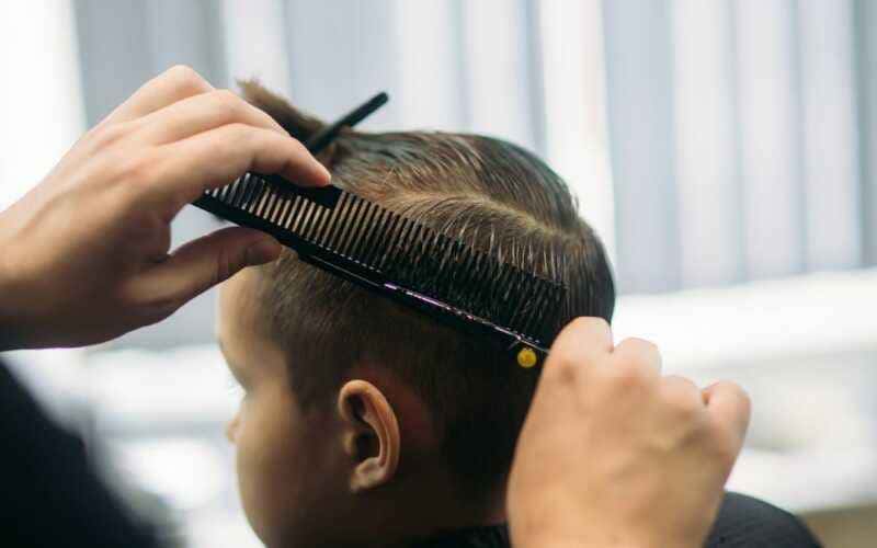 Corte degradê infantil