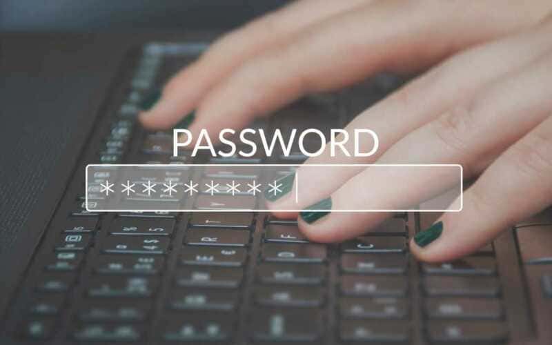 Saiba como proteger sua privacidade usando um gerenciador de senhas