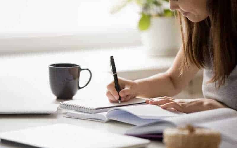 Como estudar para vestibular de medicina sozinho