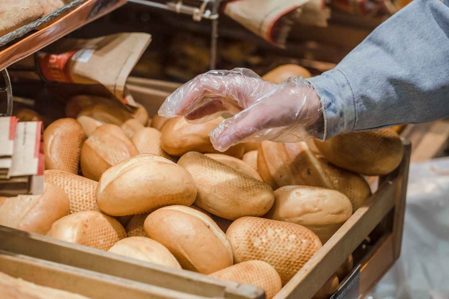Fiz isso com o pão murcho e ele VOLTOU a ficar crocante e fresquinho