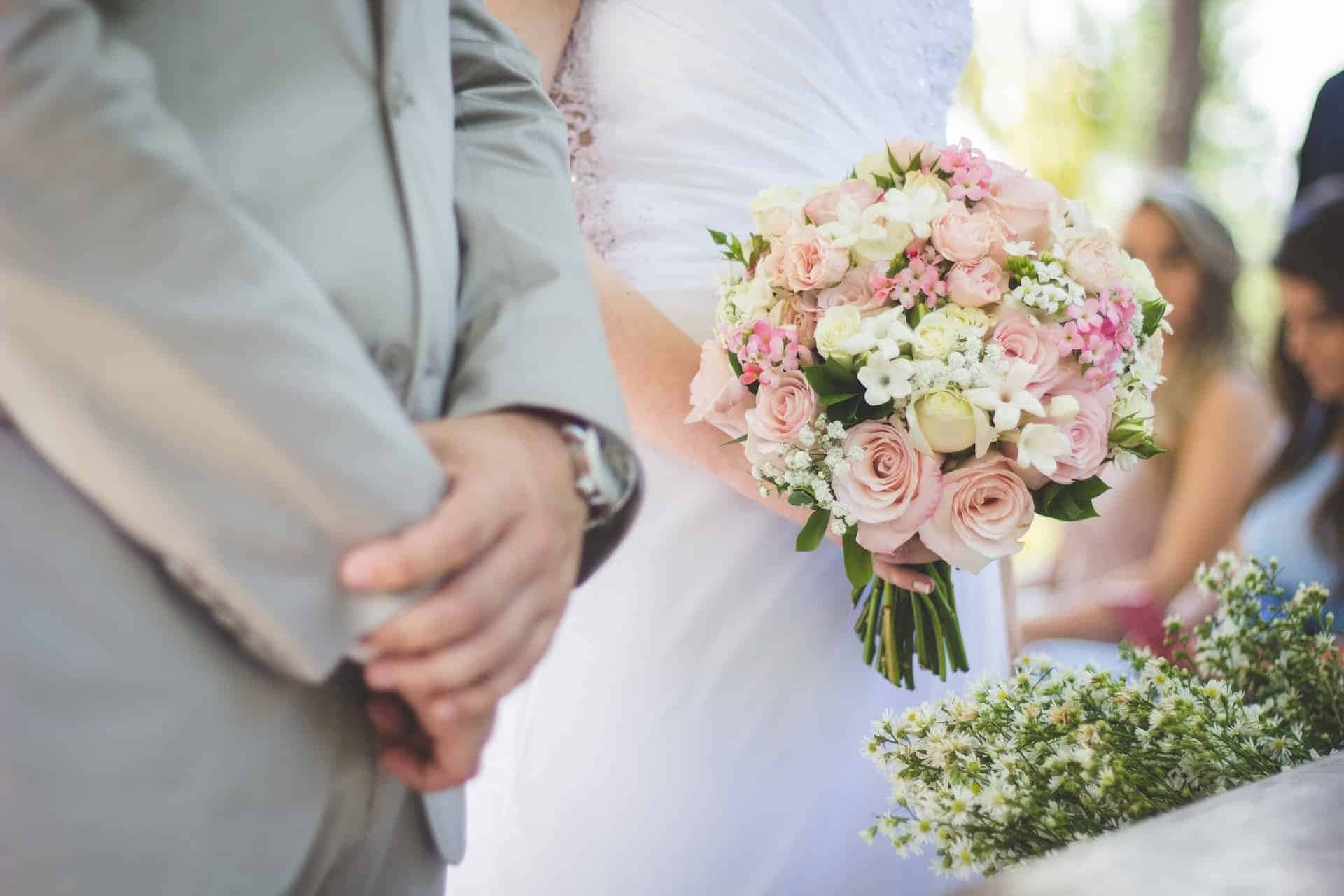 Mulher faz teste de DNA e noivo CANCELA o casamento; entenda