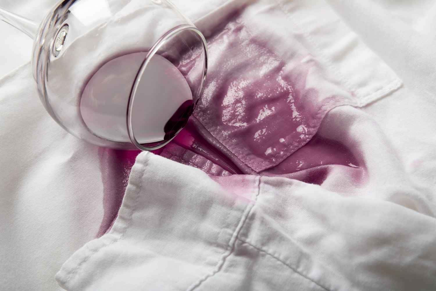 UMA COLHER DE LEITE NAS ROUPAS aprenda este SEGREDO