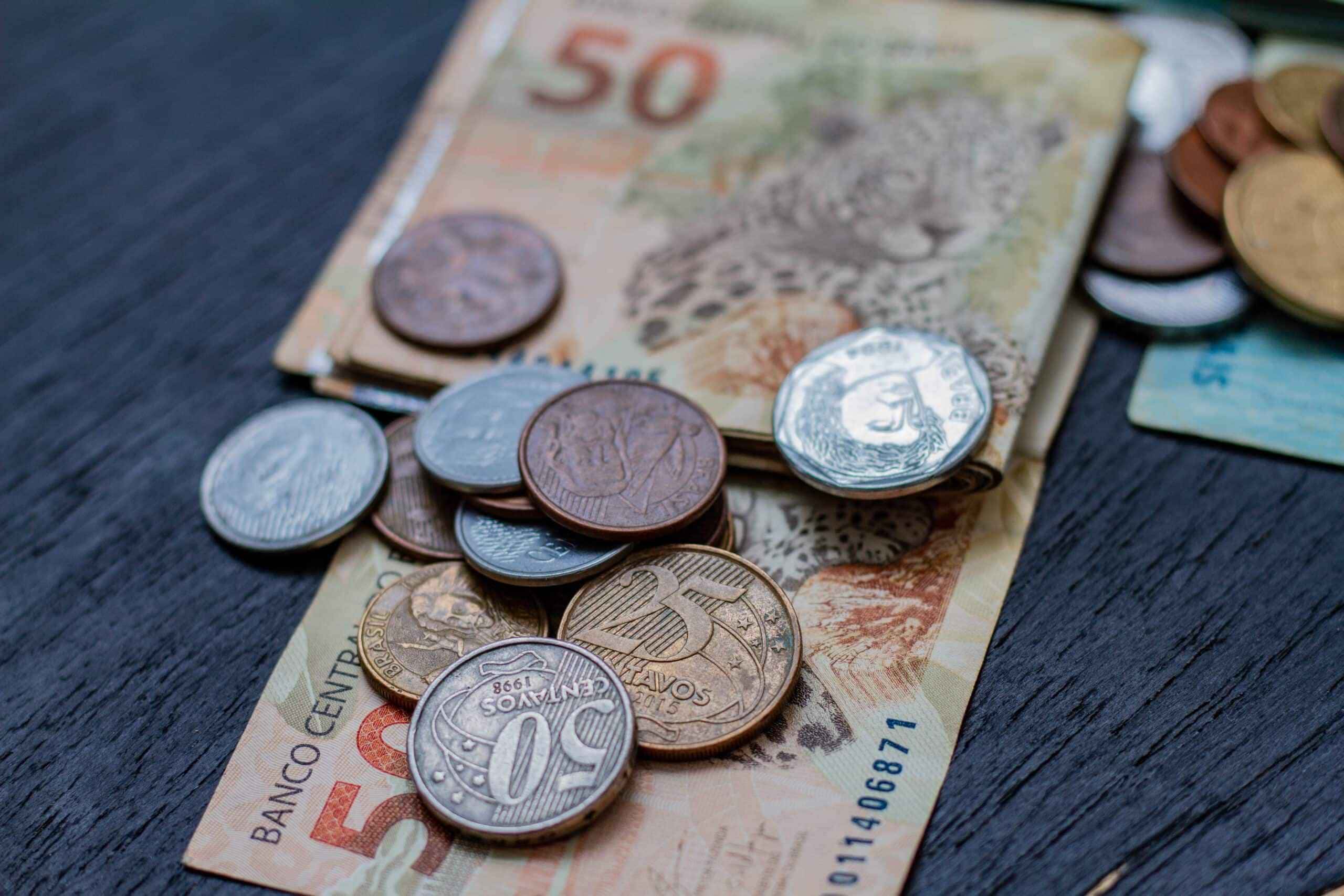 Adeus, limite FAÇA ISSO para economizar dinheiro em casa