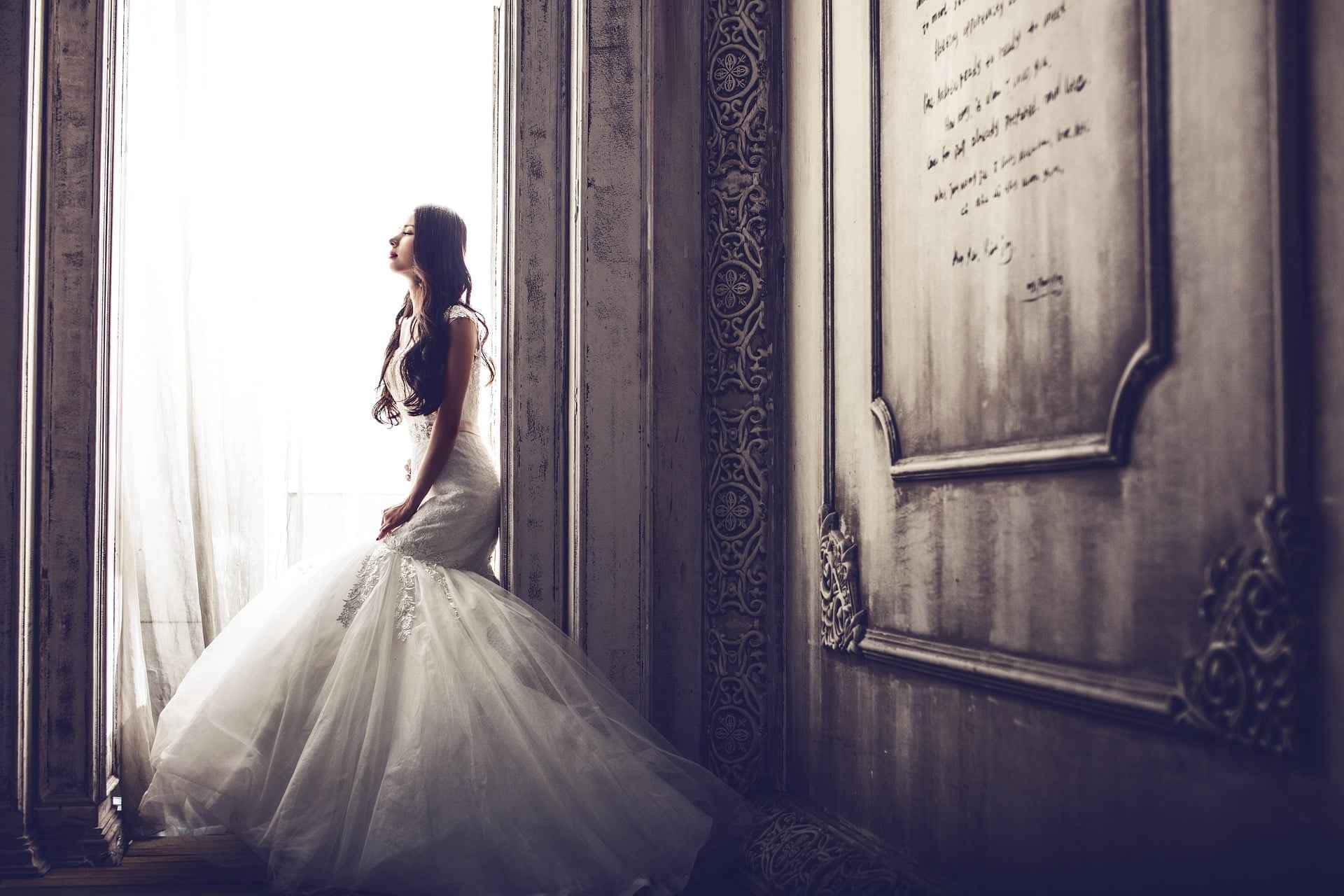 Noiva coloca em prática plano para salvar o casamento.