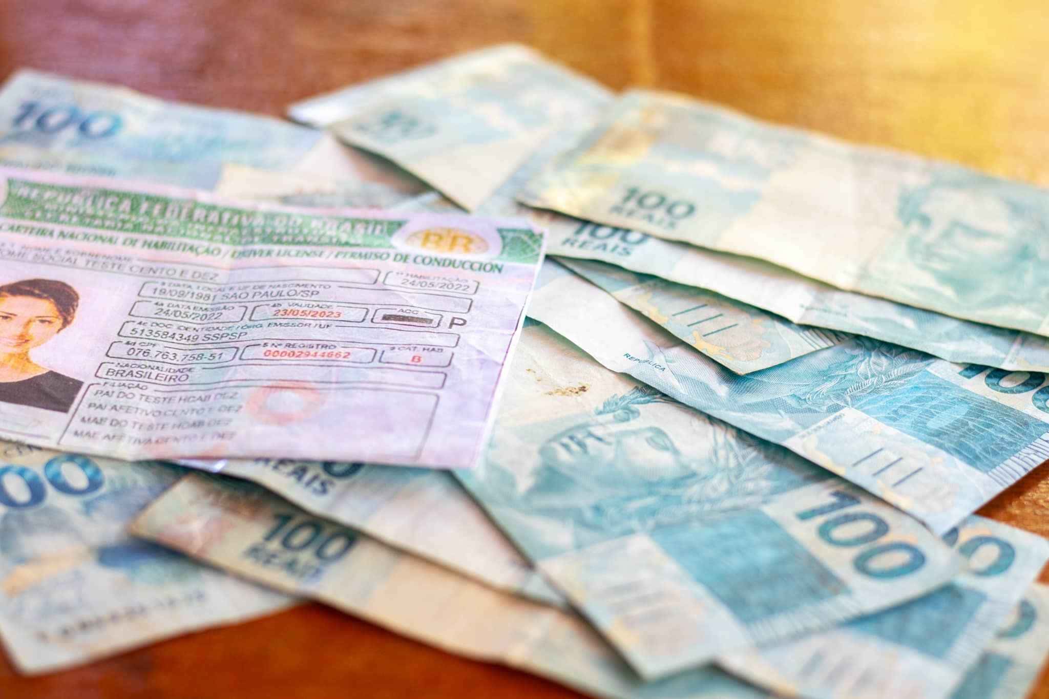 Ninguém te avisou! Multa de R$ 880 já pode ser cobrada