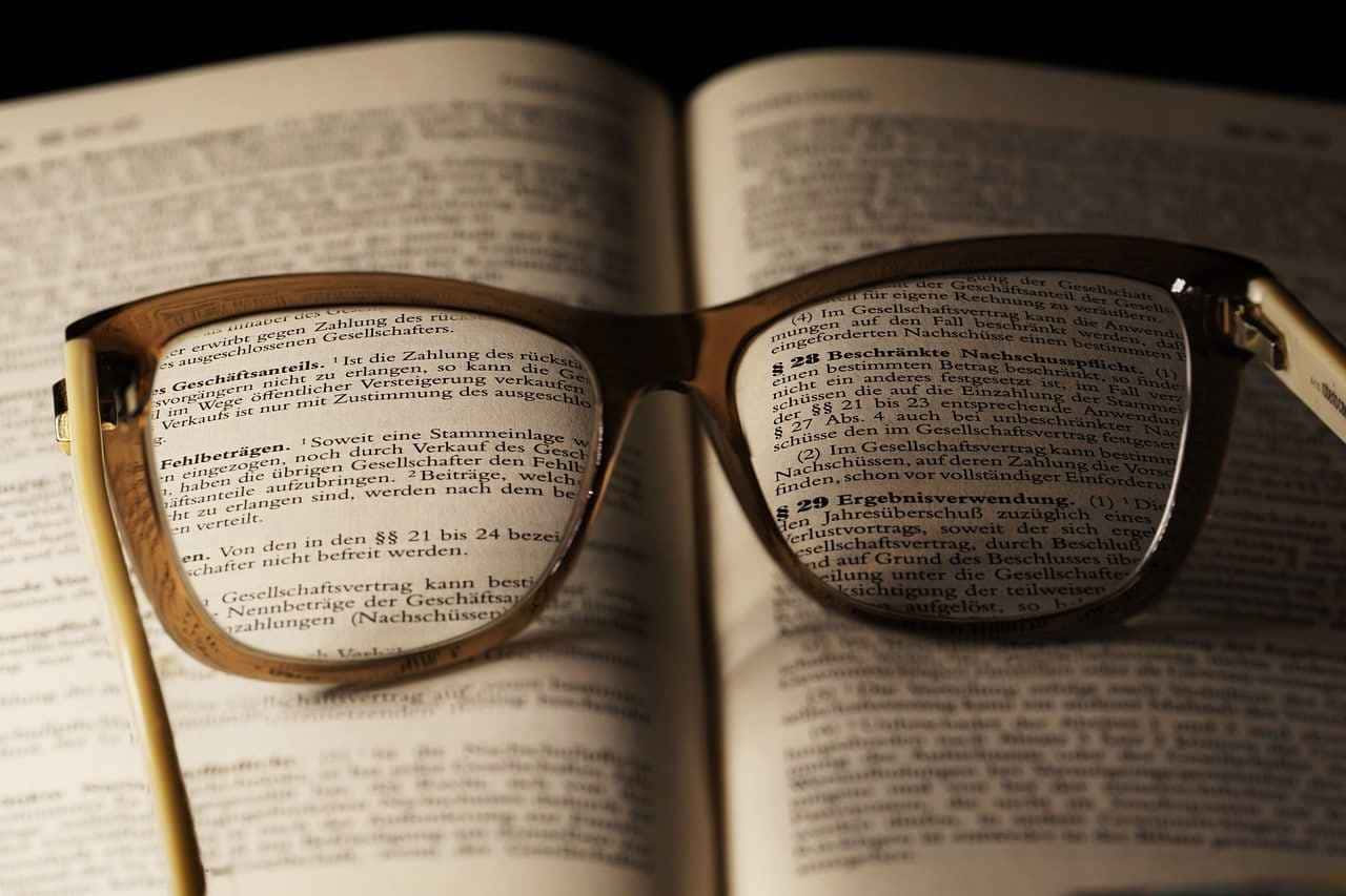 Descubra soluções simples e acessíveis para eliminar micro riscos em óculos, preservando a visão e a integridade do material.