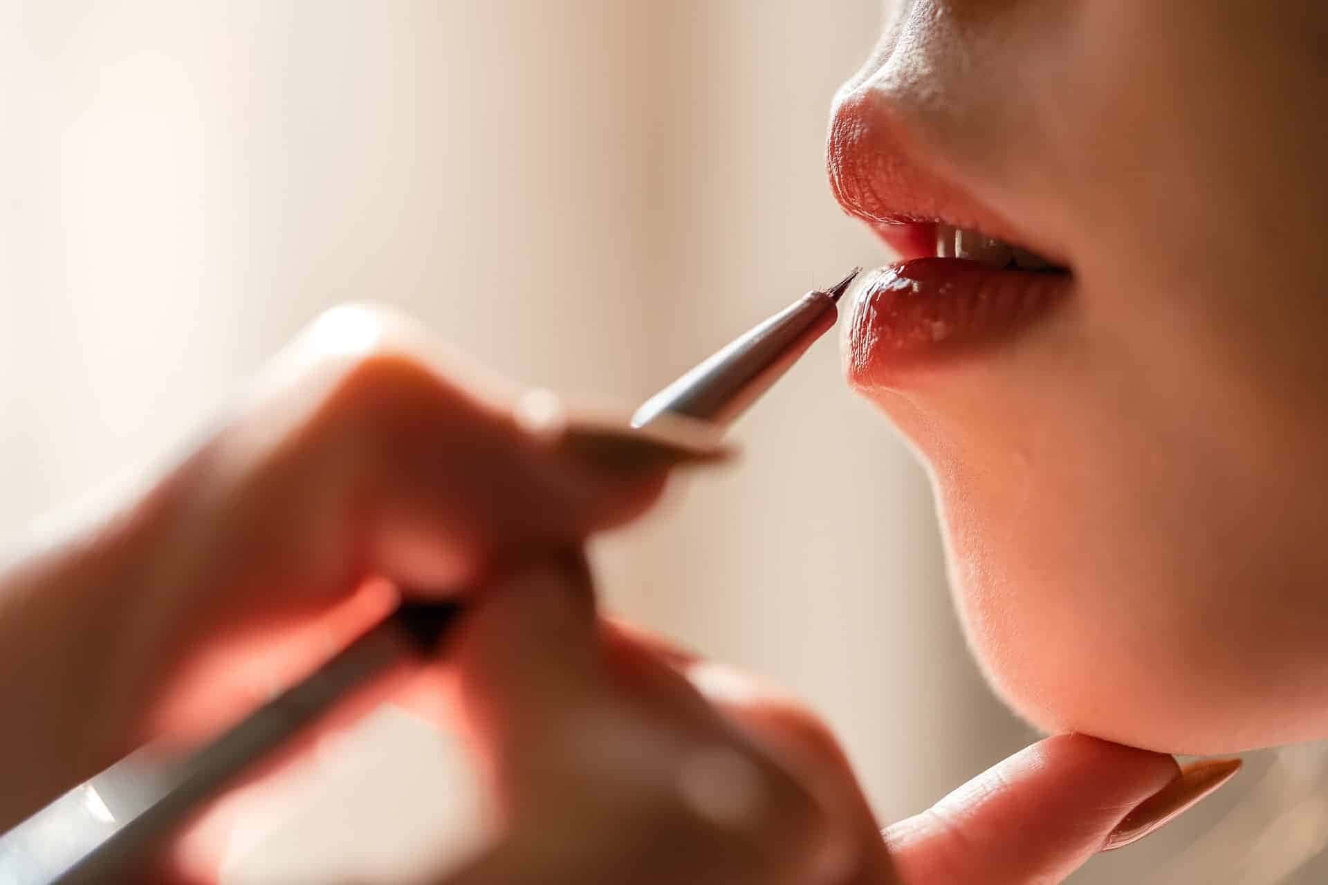 Confira opções de batom para mulheres de 50+.