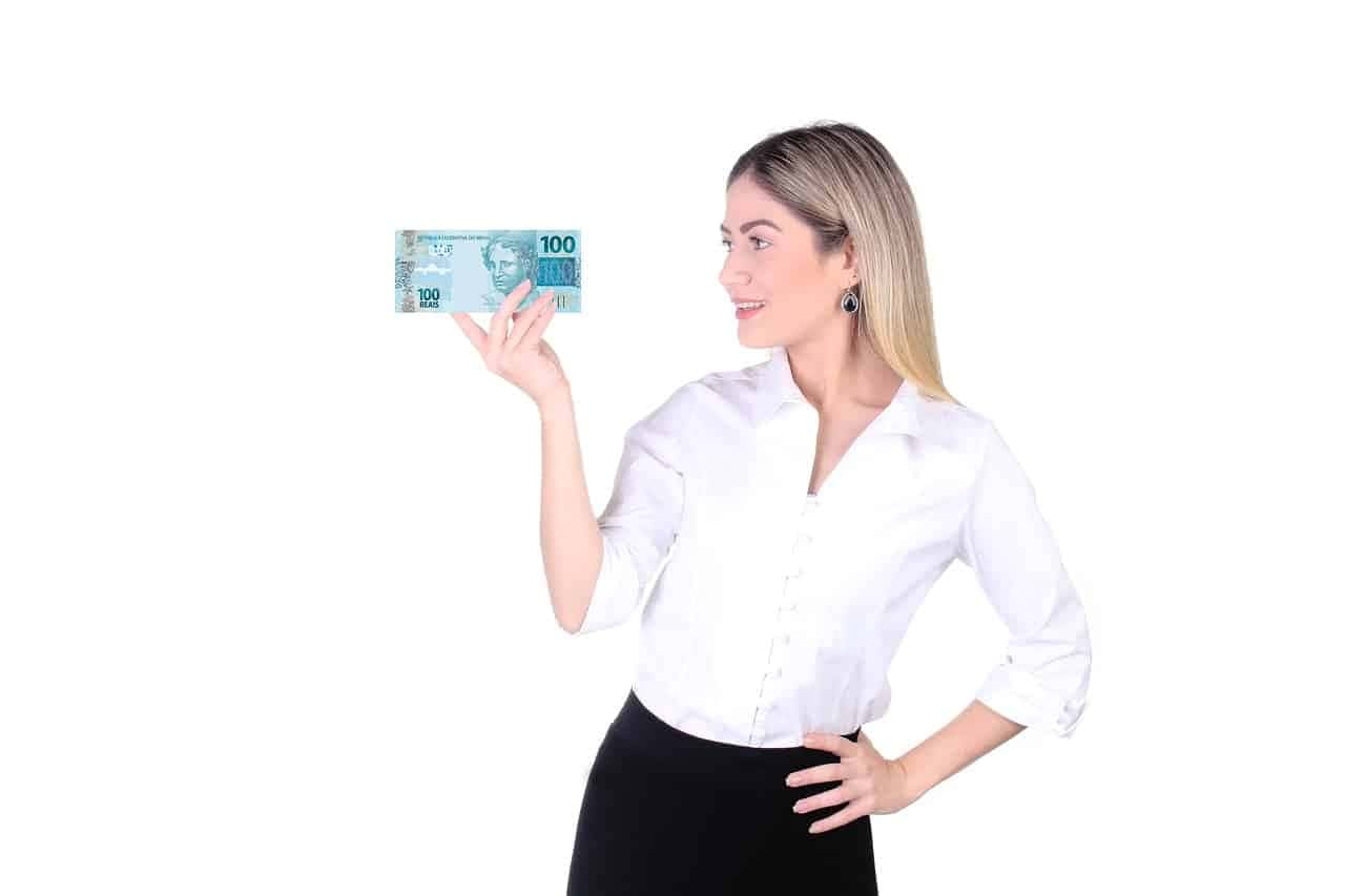 13º salário do bolsa família em 2023: Governo Federal e Estadual em rota de colisão nas decisões.