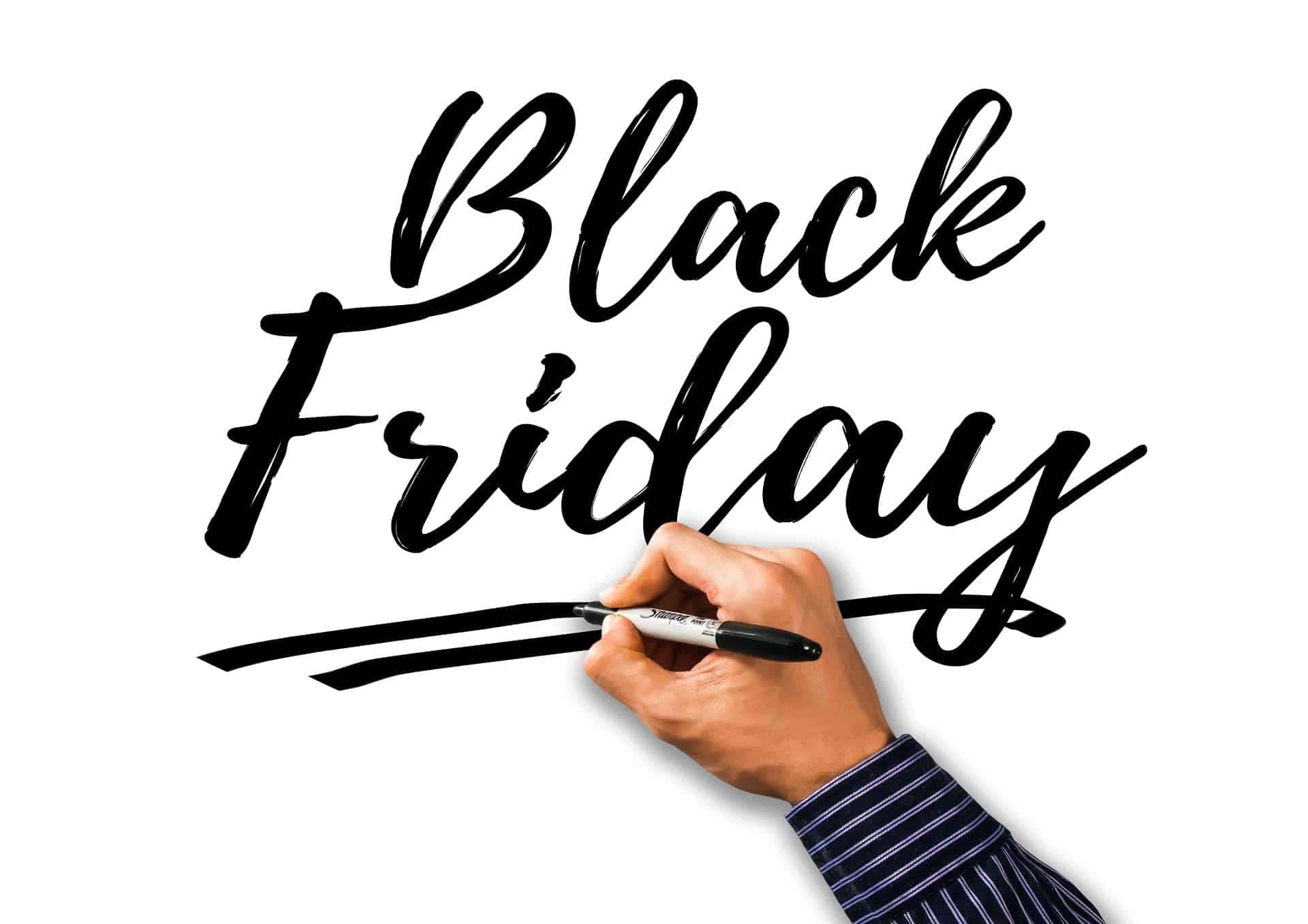 Veja como evitar golpes na Black Friday.