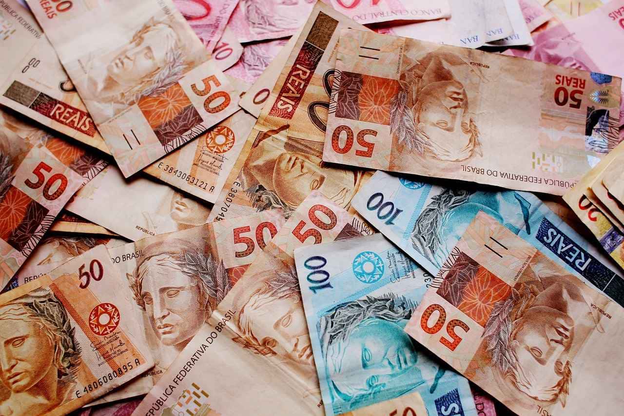 Desvende o segredo para transformar sua situação financeira! Conheça o método que revela a canela como poderoso atrativo de dinheiro.