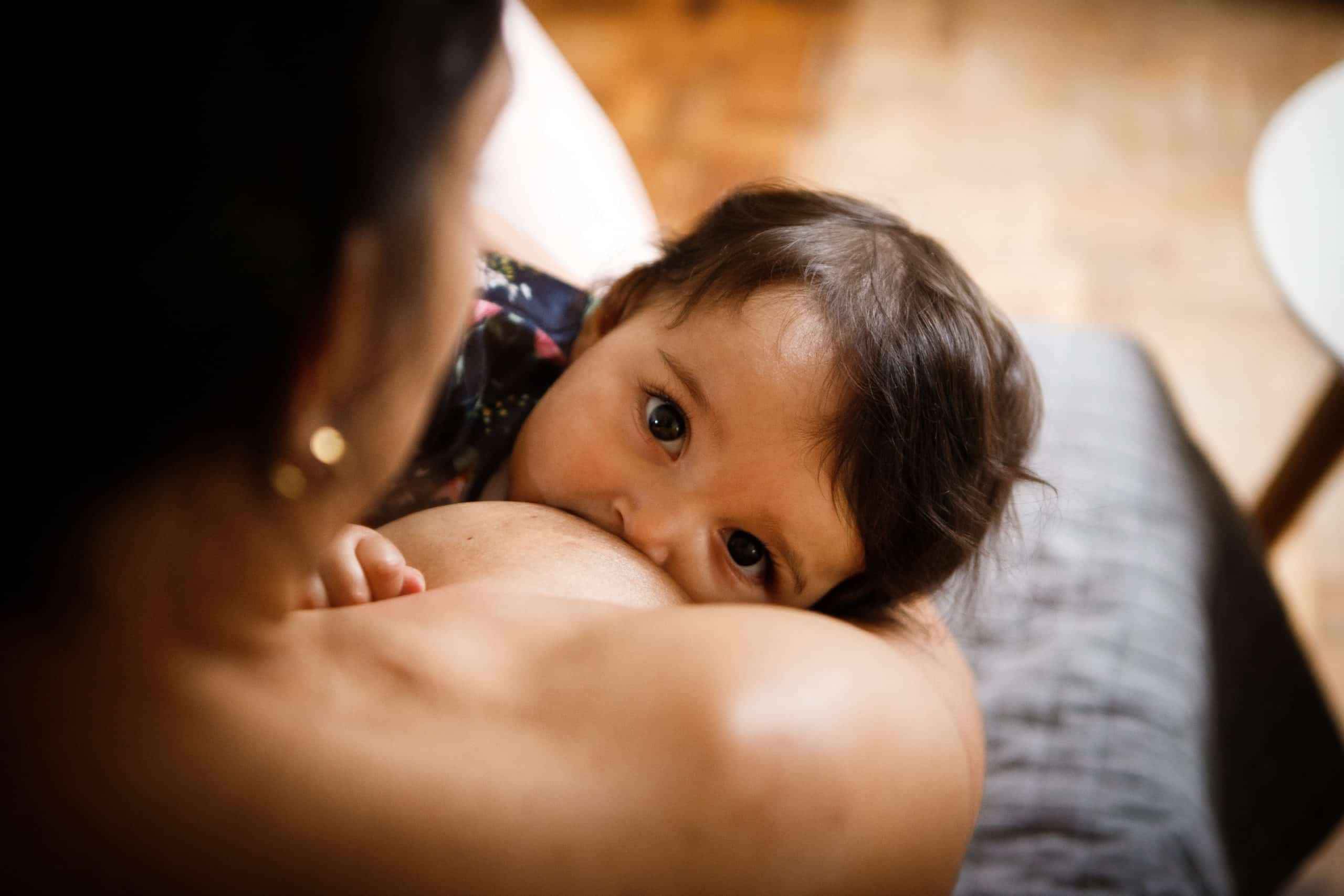 Culpa por não amamentar; como uma mãe pode superar isso