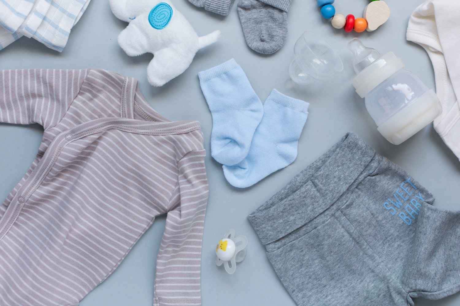 A preparação para a chegada de um bebê é uma fase crucial para os futuros pais, envolvendo decisões estratégicas e cuidados específicos.