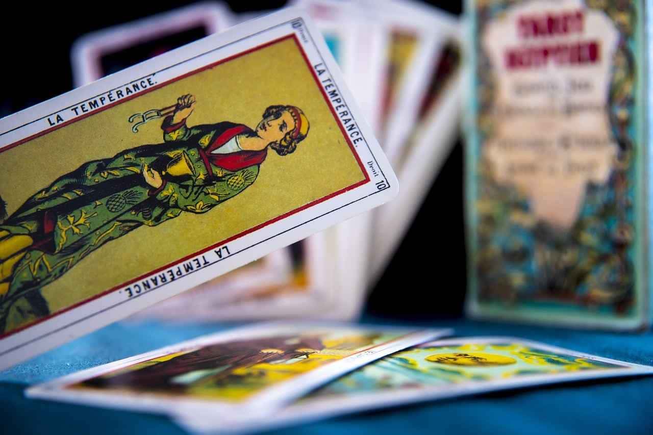 À medida que entramos em 2024, vislumbramos as perspectivas financeiras dos signos do zodíaco. Das oportunidades de investimento para Virgem à reconstrução financeira para Escorpião, passando pela promessa de prosperidade para Capricórnio e os desafios e oportunidades enfrentados por Peixes, cada signo é moldado por influências astrológicas distintas. Vamos explorar objetivamente as previsões financeiras para este novo ano.
