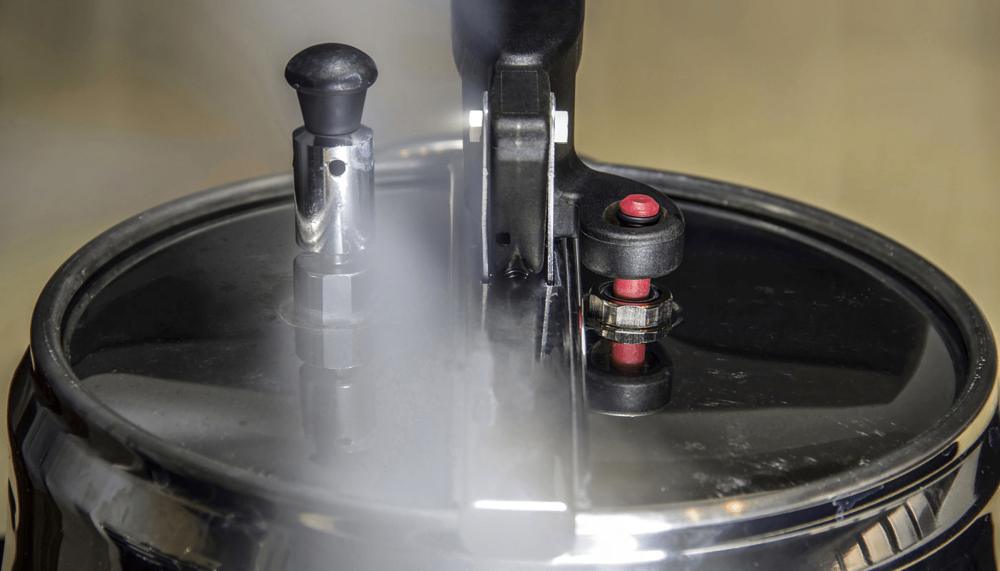 Sinais secretos: Descubra se sua panela de pressão já está pedindo a aposentadoria da cozinha!
