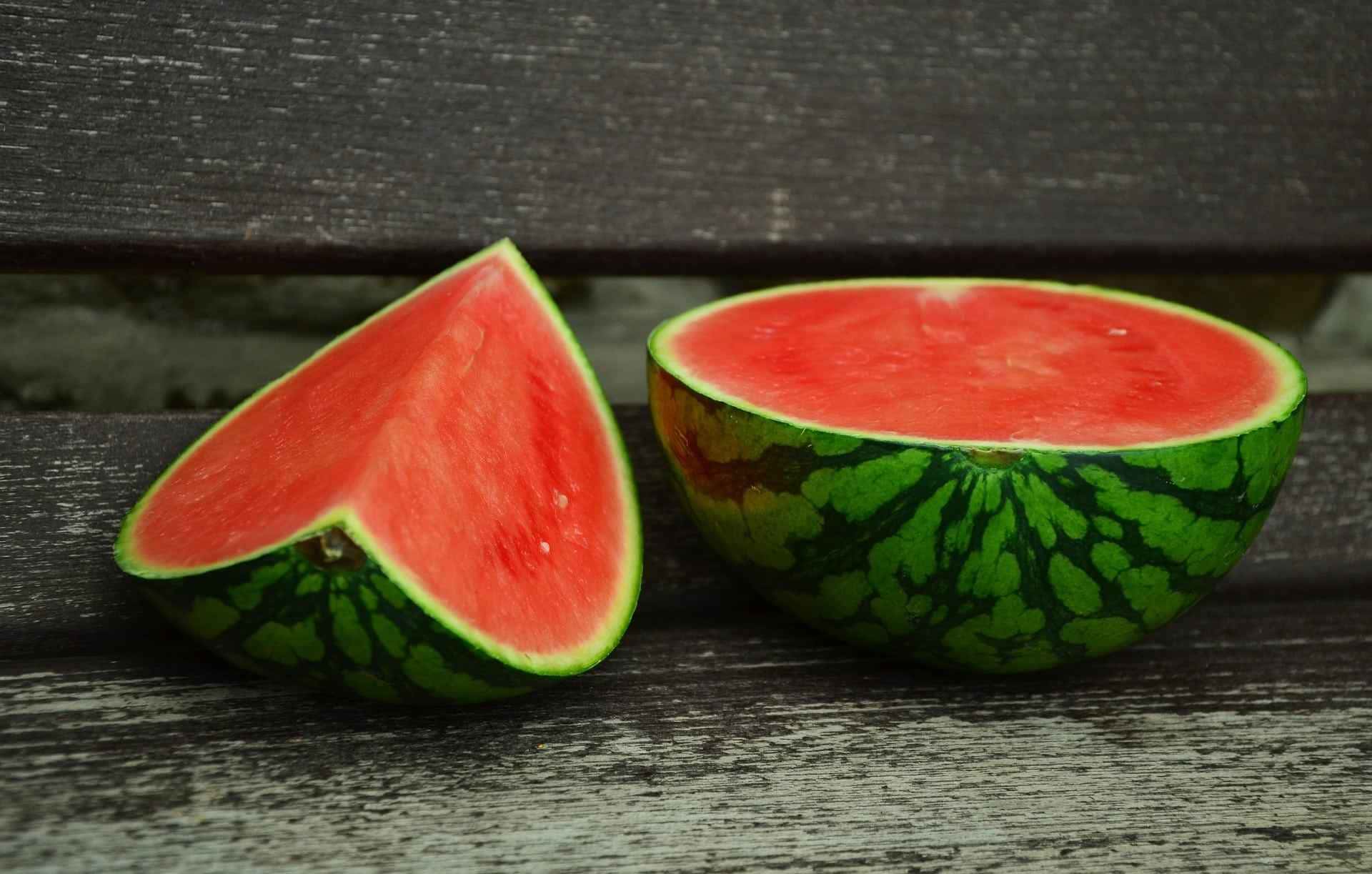 Confira o motivo pelo qual você não deve comer melacia em período noturno.
