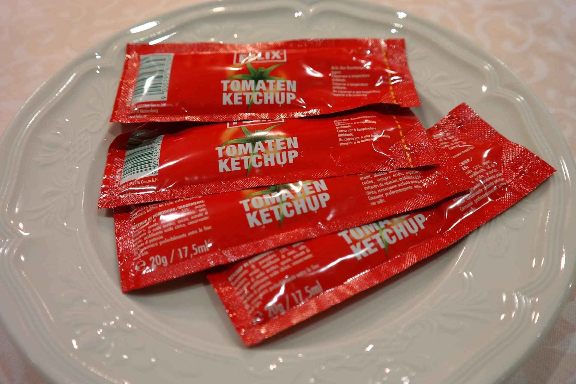 Ketchup na maçaneta se tornou uma febre.
