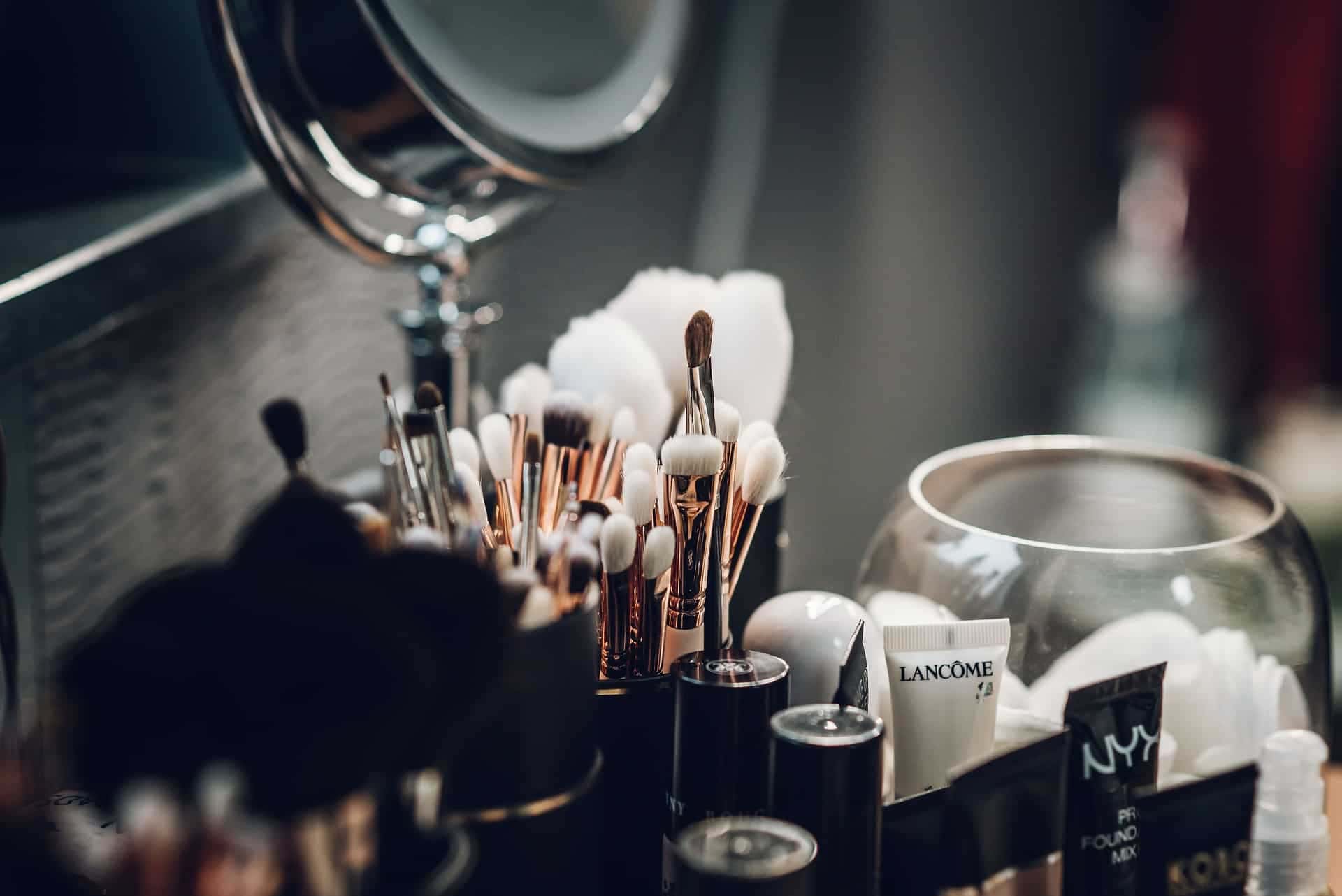 Confira como fazer um contorno facial perfeito.