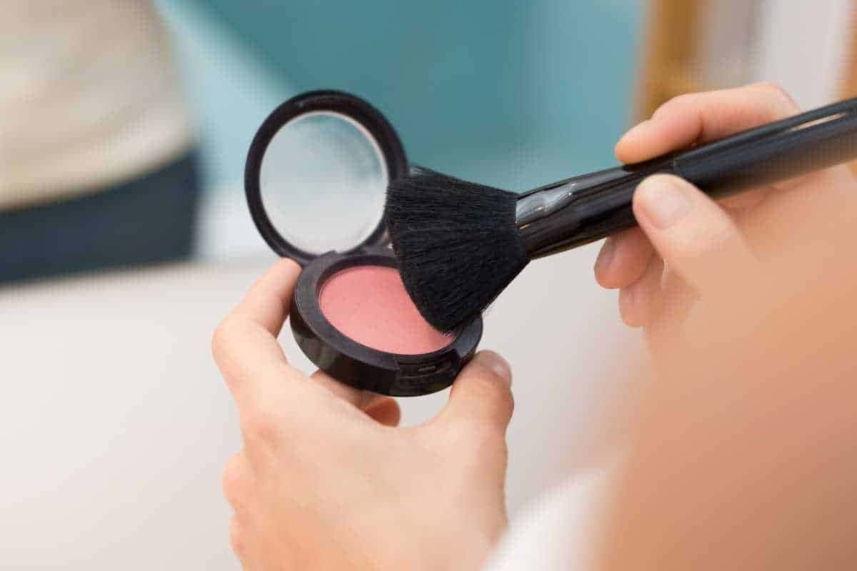 Blush em óleo: será que essa tendência vale a pena? Descubra agora