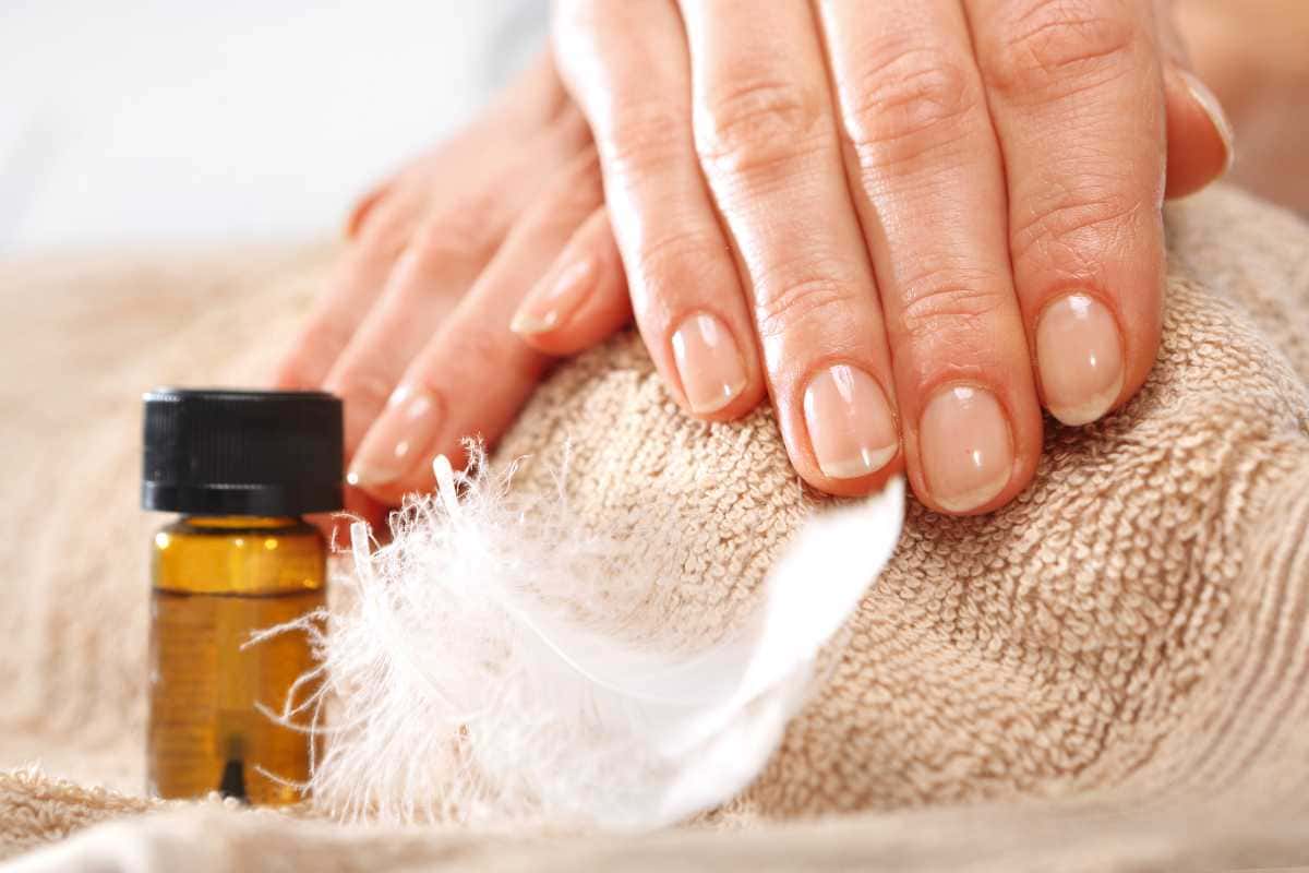 Como fortalecer unhas fracas e quebradiças de forma natural: Dicas Essenciais