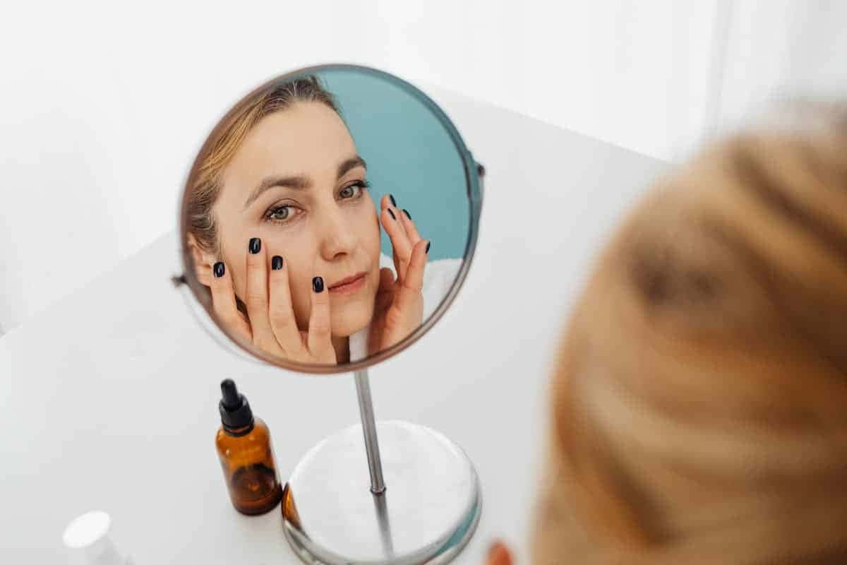 Os erros mais comuns ao usar sérum facial e como evitá-los