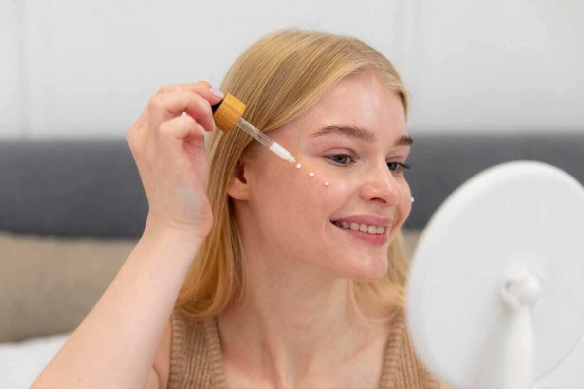 Retinol sandwiching: o segredo para usar retinol sem irritação e obter melhores resultados para a pele