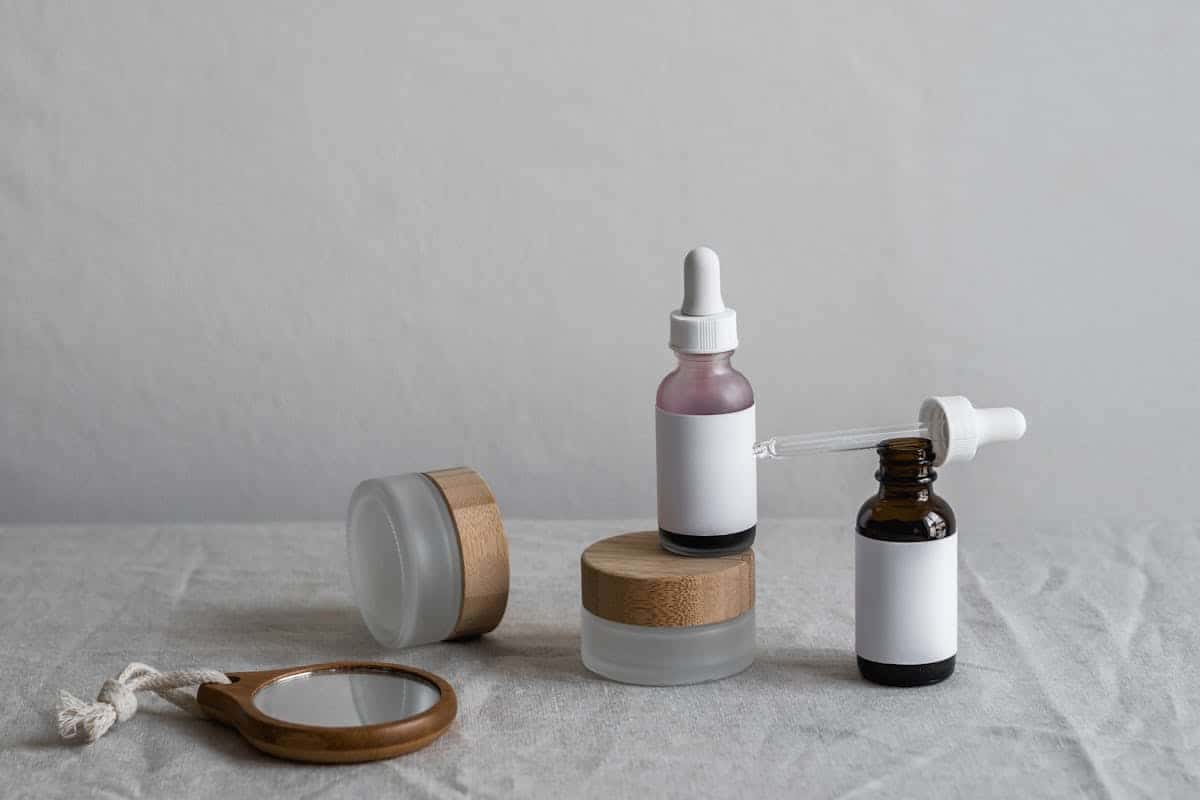 Sérum facial vs. ampola: qual é melhor para sua pele