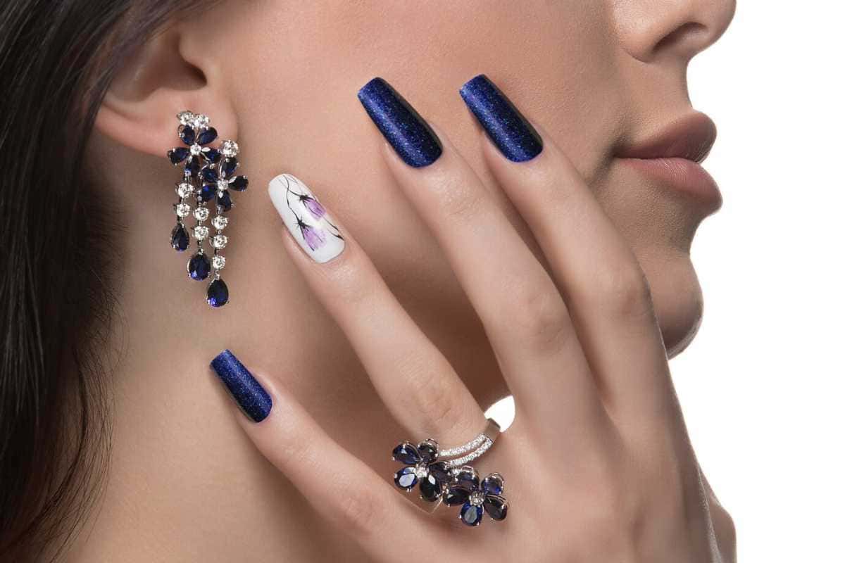 Unhas postiças: truques para fazer durar mais tempo sem descolar - Dicas Essenciais