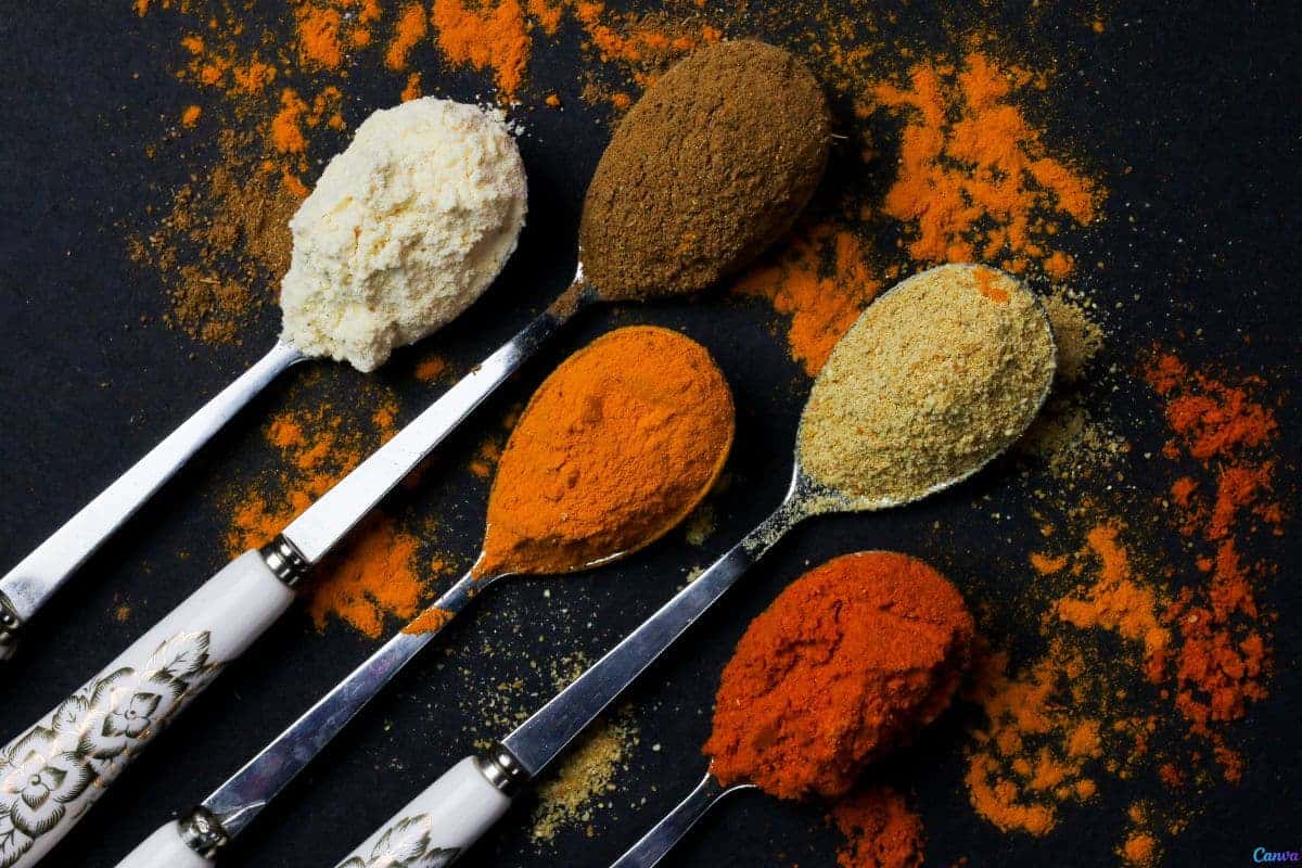 5 temperos que não podem faltar na cozinha de quem ama comida saborosa