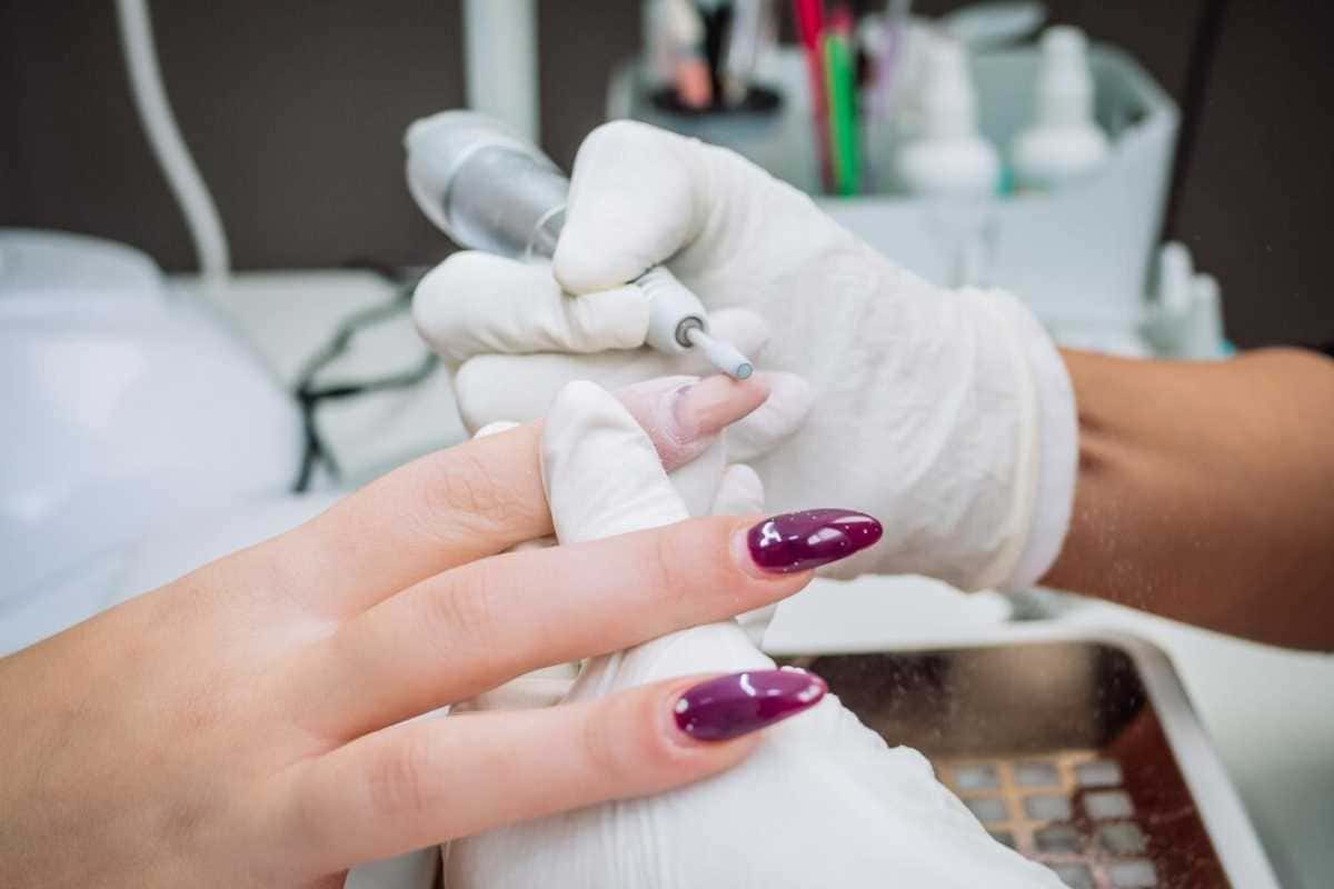 Alongamento de unhas