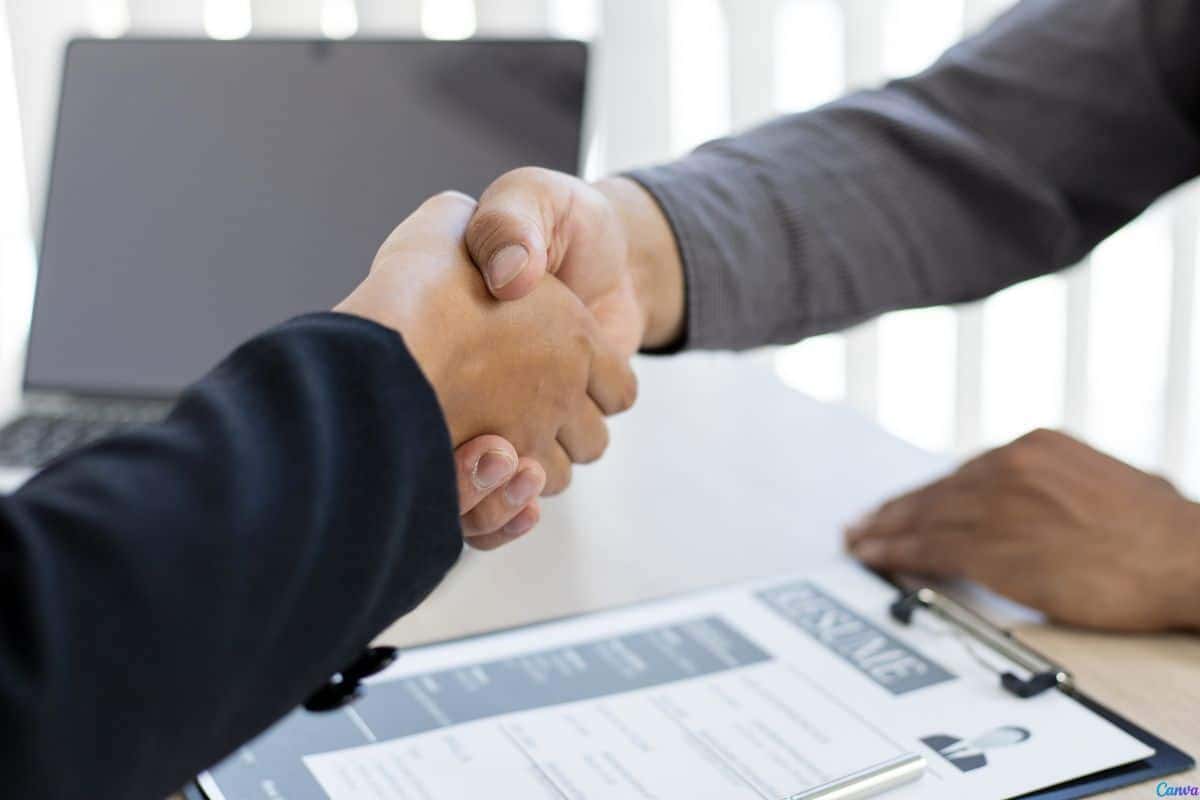 Como fazer um bom currículo e se destacar no mercado de trabalho