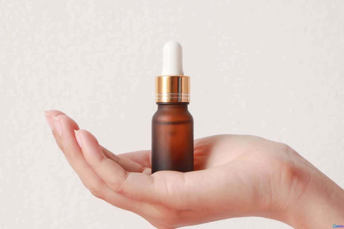Este sérum facial está sendo comparado a um tratamento de luxo