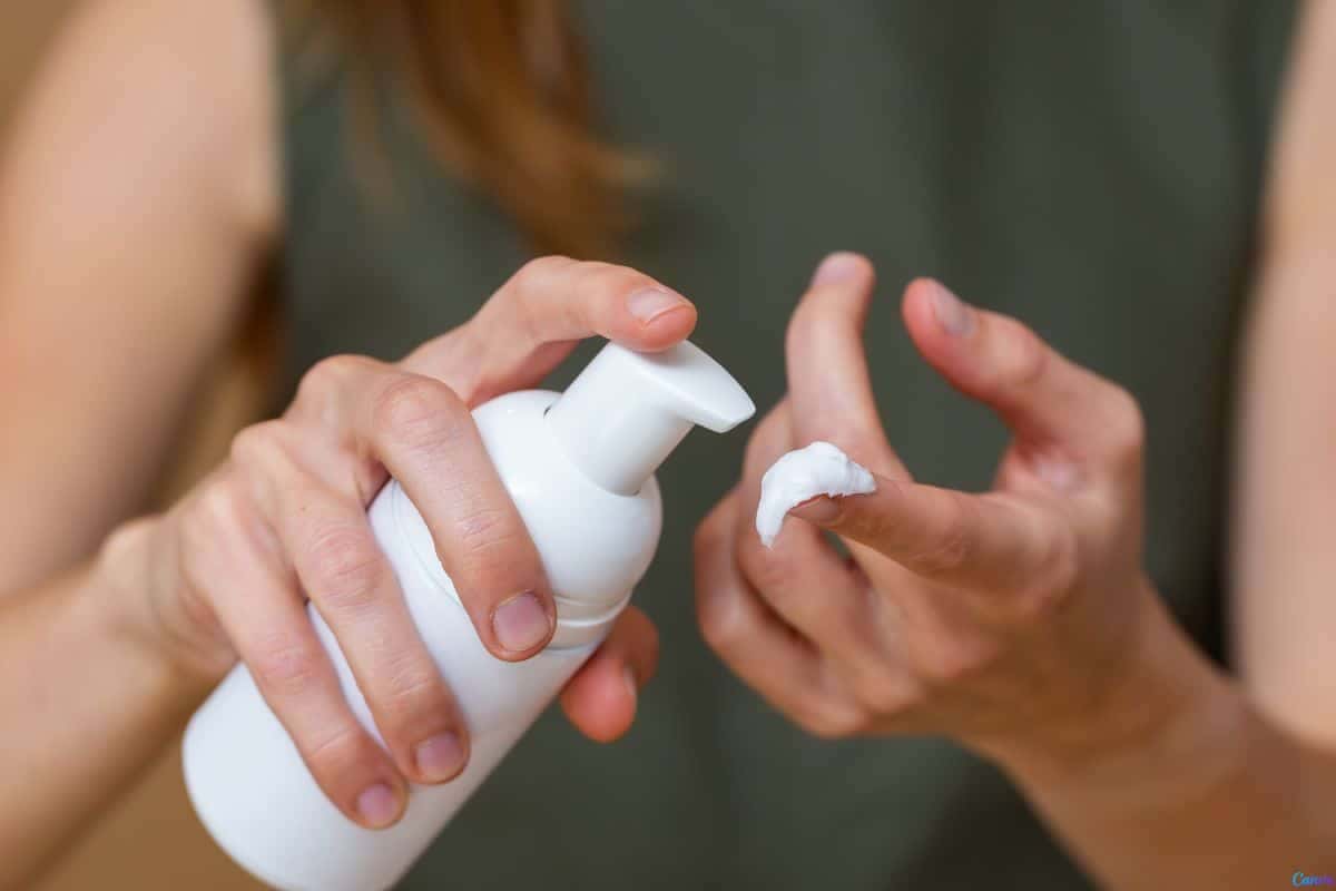 Como Incorporar o Hidratante com Ácido Lático na Rotina de Skincare