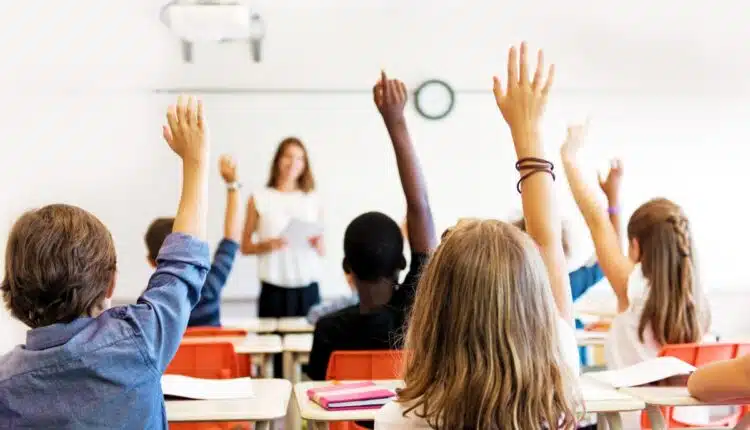 Melhores escolas para seu filho estudar: como escolher a ideal para cada idade