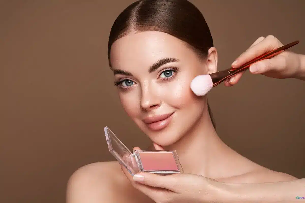 O que é maquiagem clean girl e como aderir à tendência