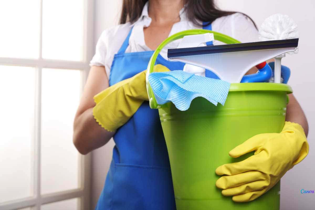 Os segredos das diaristas para deixar a casa brilhando o dia todo