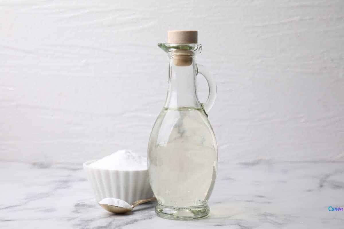 Truque com vinagre e bicarbonato que transforma a limpeza da casa