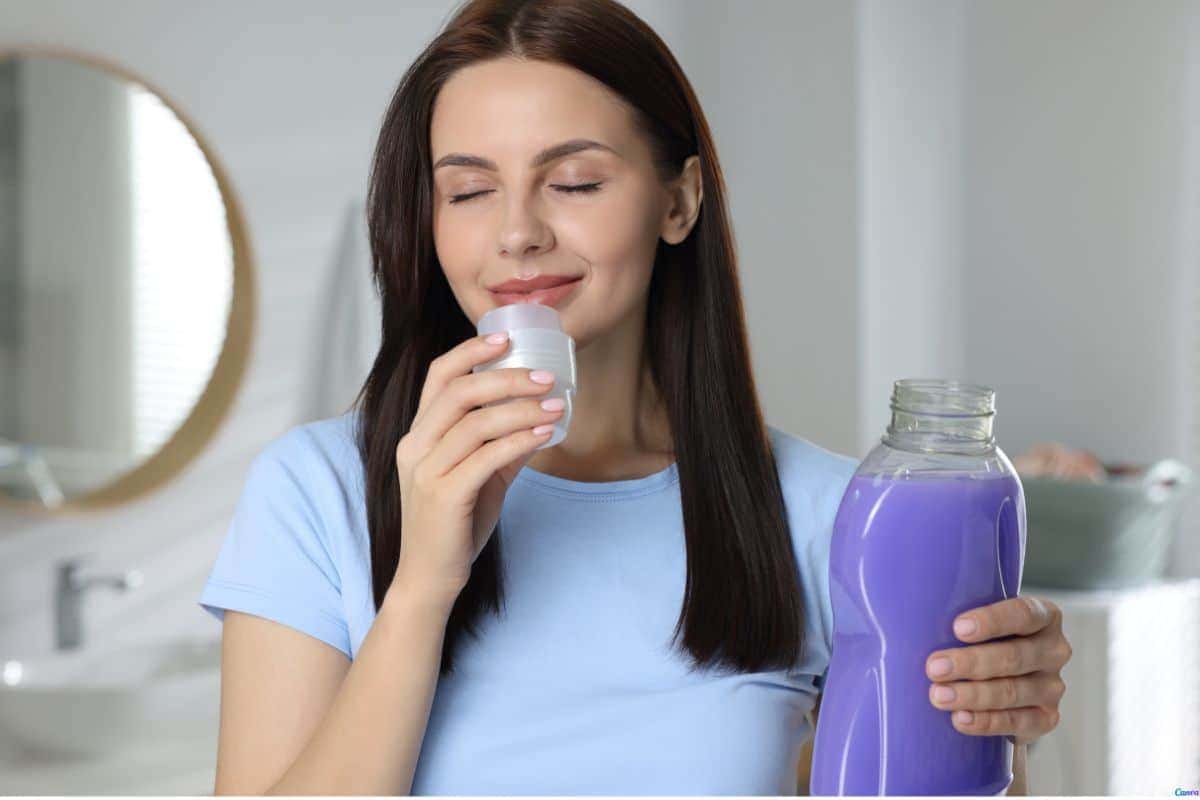 Como deixar a casa perfumada o dia todo usando algodão e amaciante