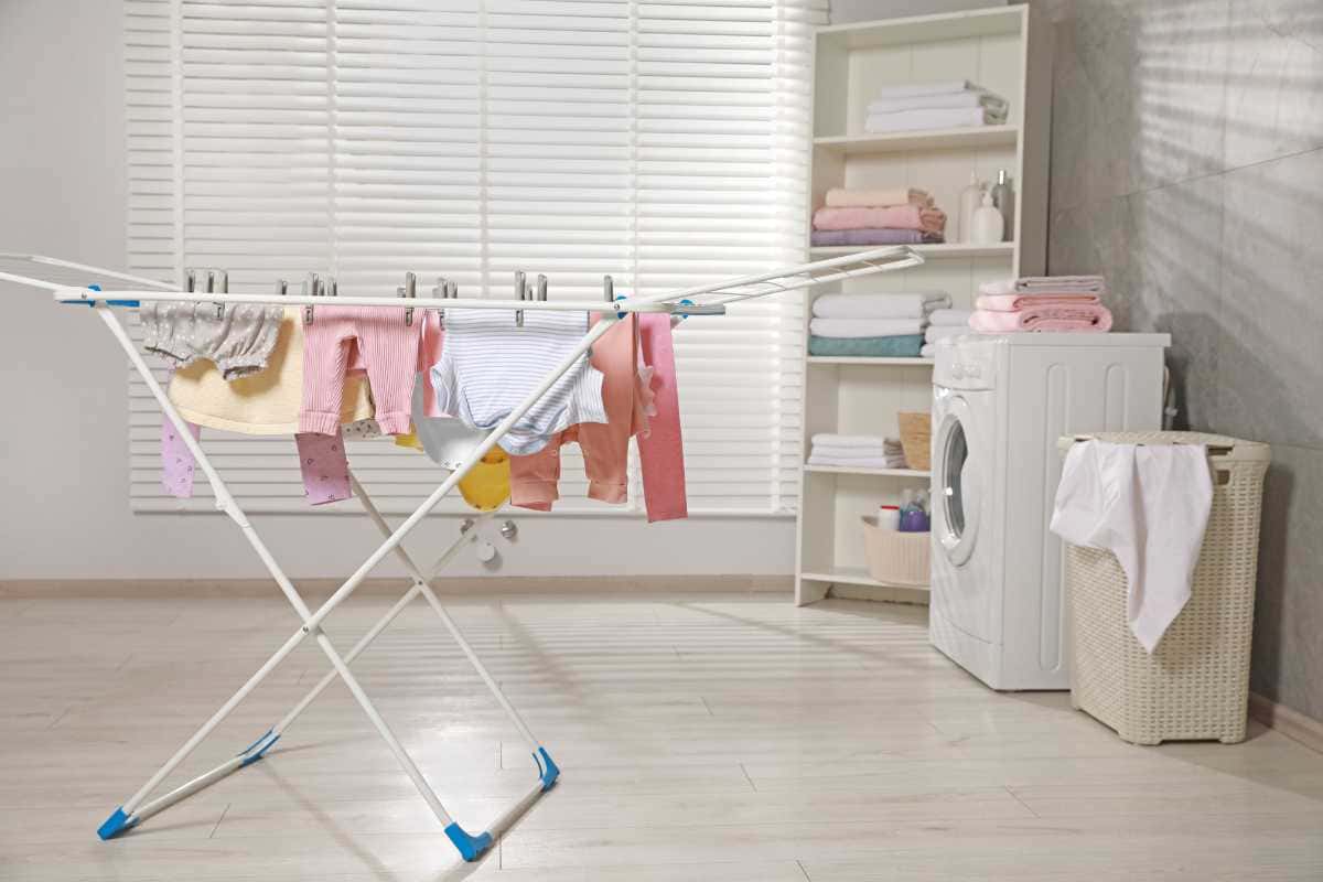 Cuidados Especiais para Evitar Mofo e Odor nas Roupas
