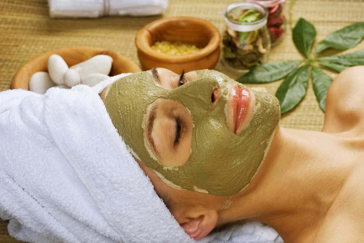 Máscara facial caseira com efeito imediato