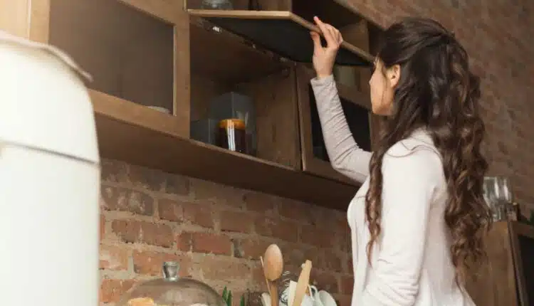 O jeito certo de organizar a cozinha e ganhar espaço de verdade