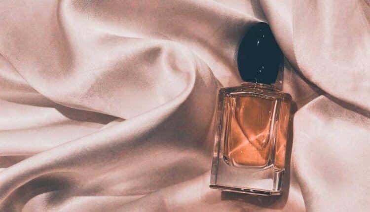 Perfumes Eudora similares aos importados feminino: opções acessíveis com cheiro de perfume caro