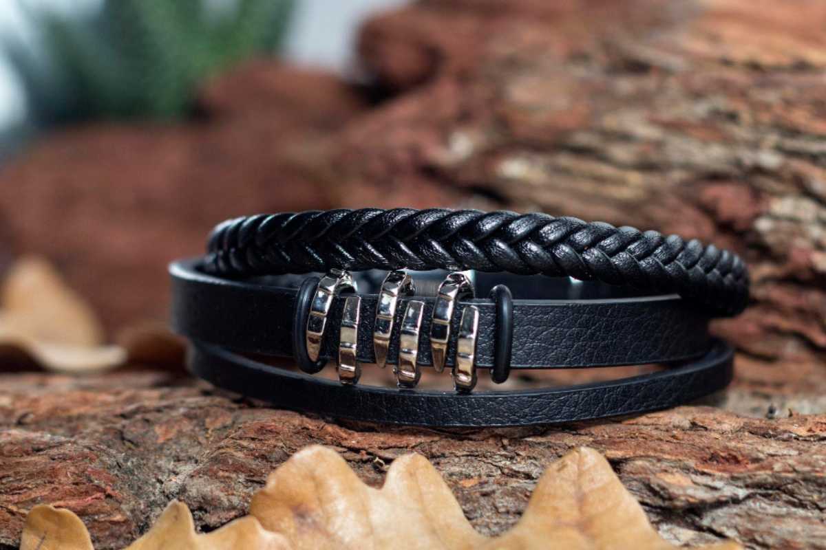 Pulseiras de couro: como cuidar para elas durarem muito mais