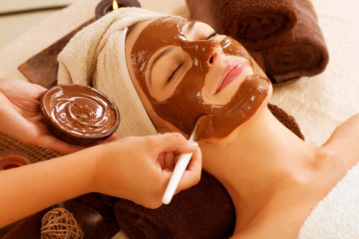 Receita de cuidado facial que usa ingredientes da sua cozinha e funciona de verdade
