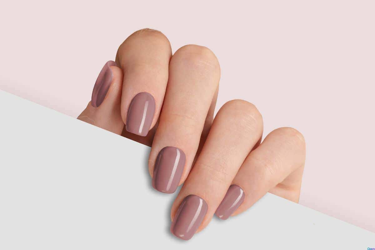 Unha de gel decorada simples: elegância sem esforço para o dia a dia