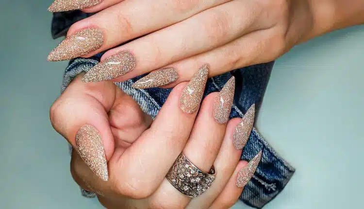 Unhas de gel São João: inspirações para brilhar nas festas juninas