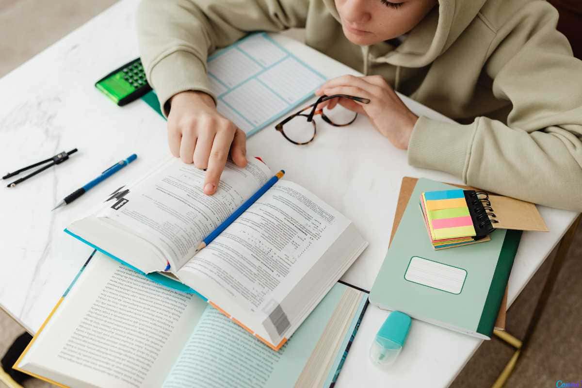 Vai fazer faculdade? Veja o que você precisa saber sobre o Enade 2025