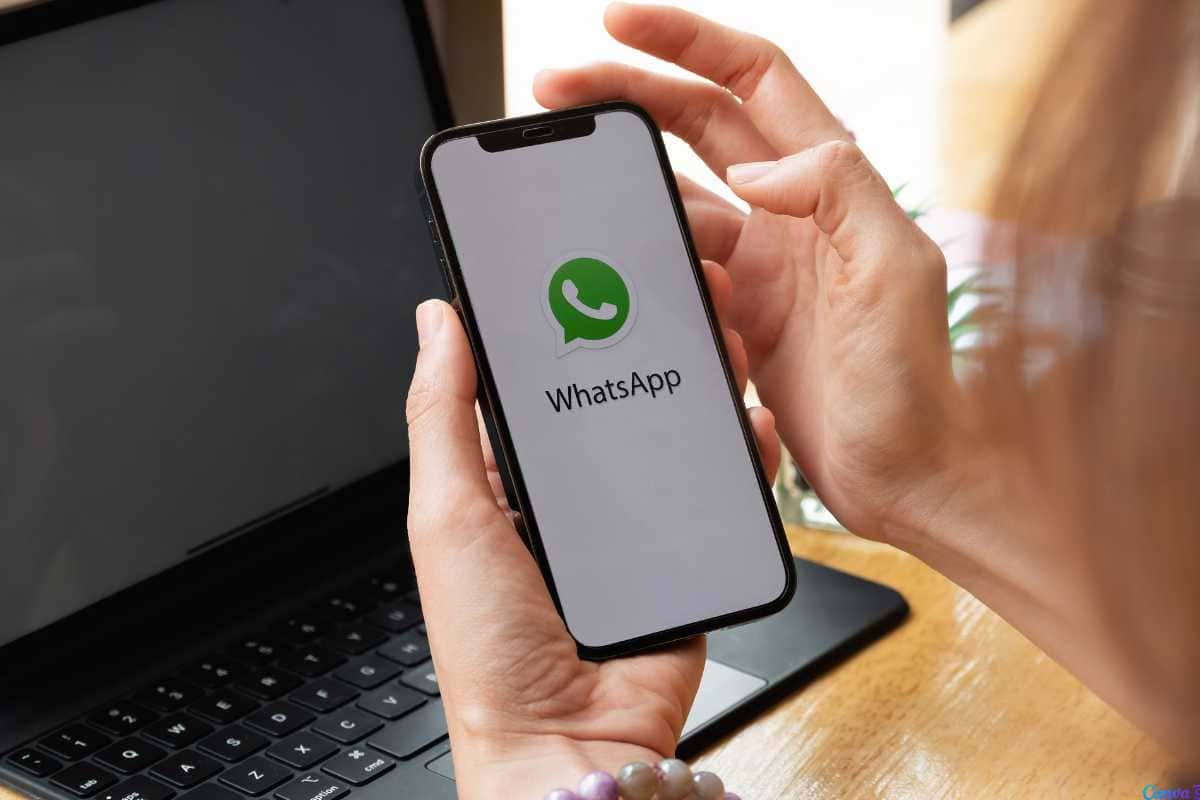WhatsApp fora do ar: os memes e reações mais engraçados do dia