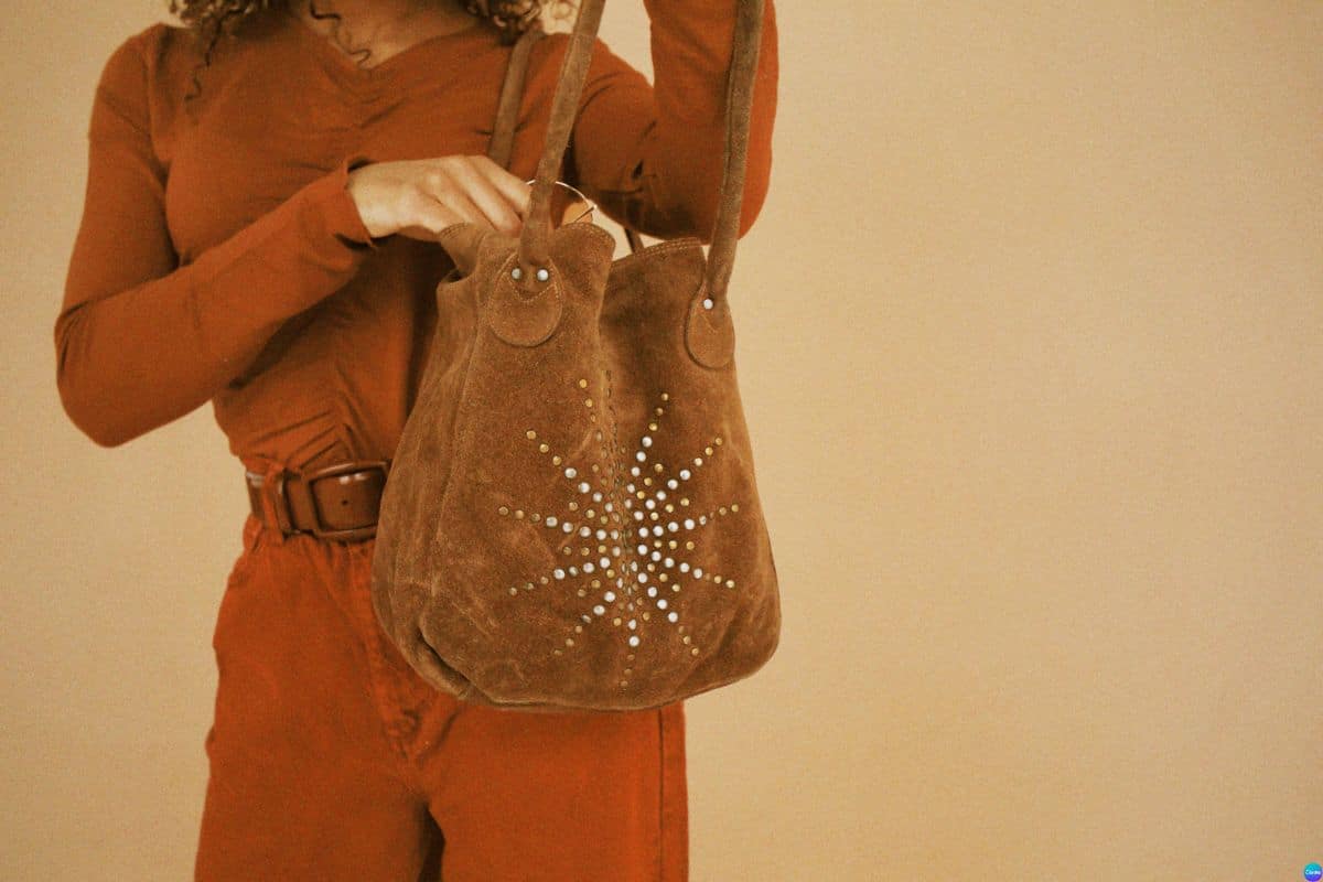 Como escolher uma bolsa de ombro para usar o dia inteiro sem cansar